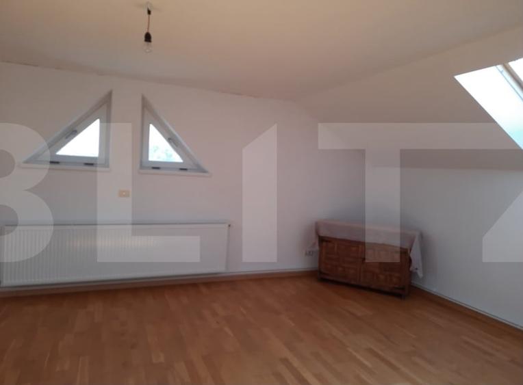 Casă individuală cu 5 camere cu Teren 1028 Mp în Exterior Nord