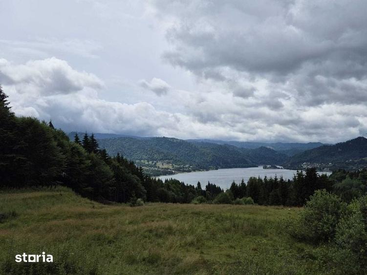 Vand teren intravilan la lacul Colibita cu utilitati - 1