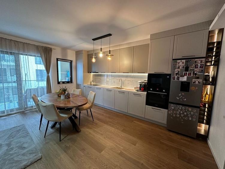 Apartament cu 3 camere în Florești