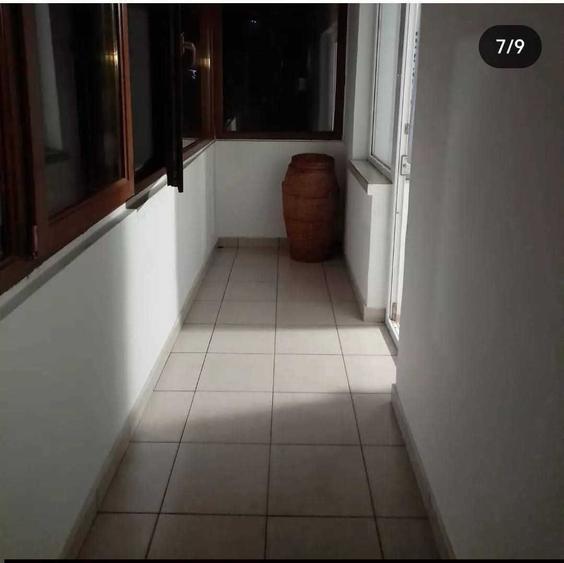Apartament cu 3 camere în Rolast