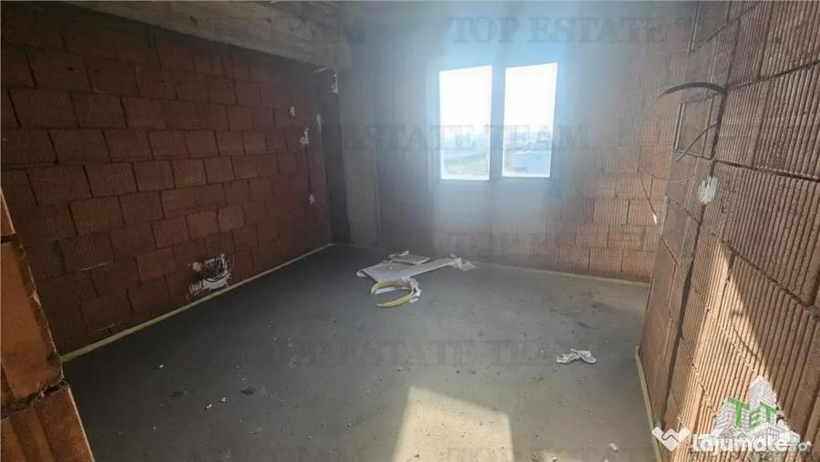 Casă cu 4 camere cu Teren 250 Mp în Chiajna