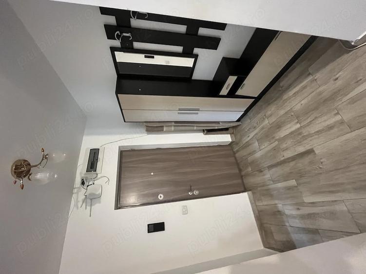 Apartament cu 3 camere decomandat în Giroc