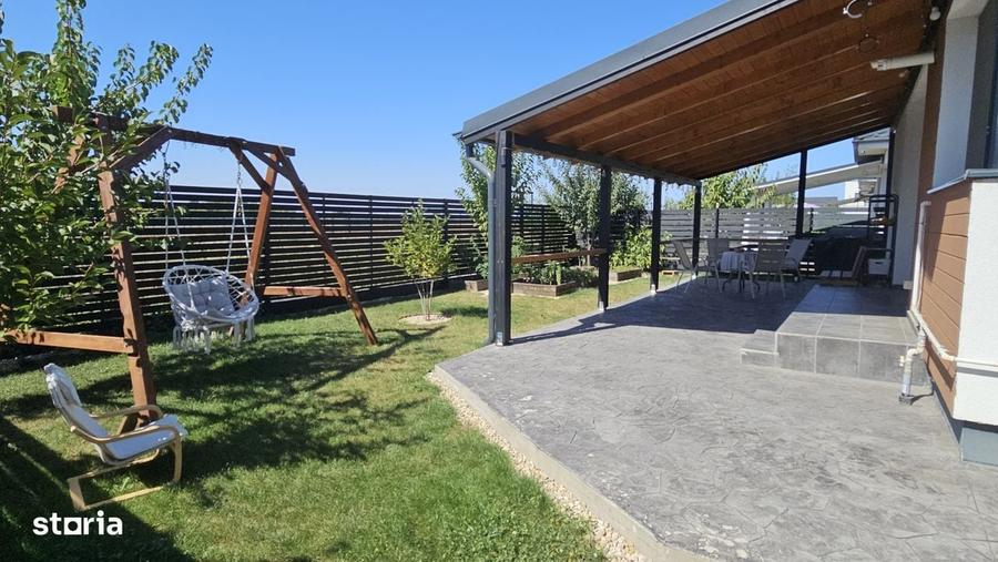 Casă cu 4 camere cu Teren 338 Mp în Tunari
