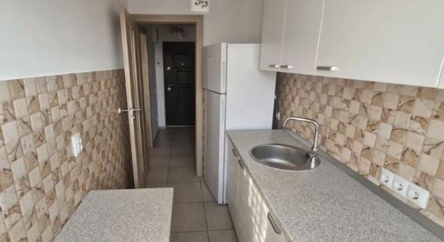 Apartament cu 2 camere semidecomandat, mobilat în Alba Iulia