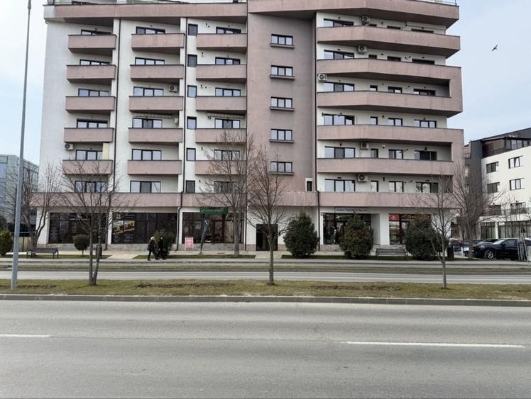 Spațiu comercial, de 71 mp, în Central