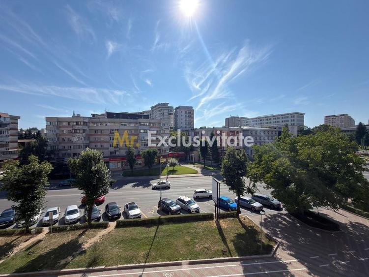 Apartament cu 2 camere decomandat în Ultracentral