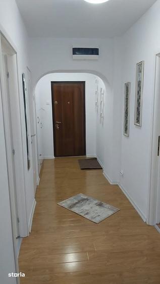 Apartament cu 3 camere în Moșilor
