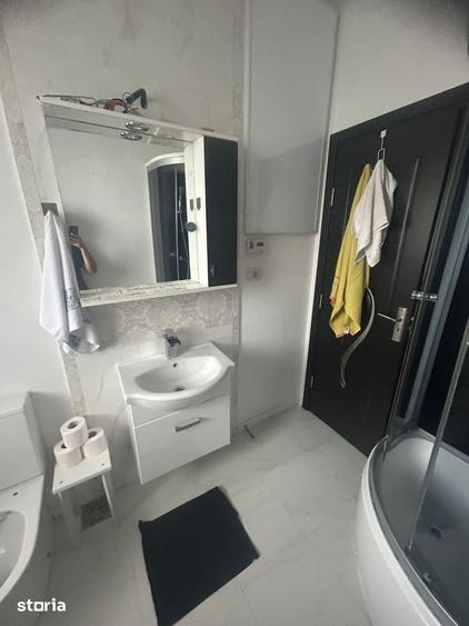 Apartament cu 3 camere în Obcini
