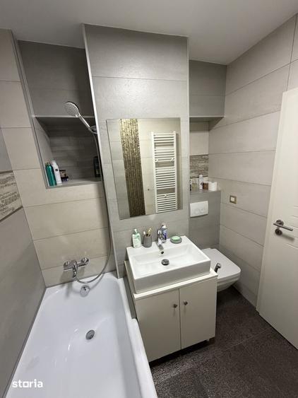 Apartament cu 3 camere în Tudor Vladimirescu