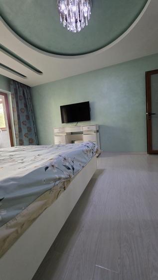 Apartament cu 3 camere decomandat, mobilat în Călărași