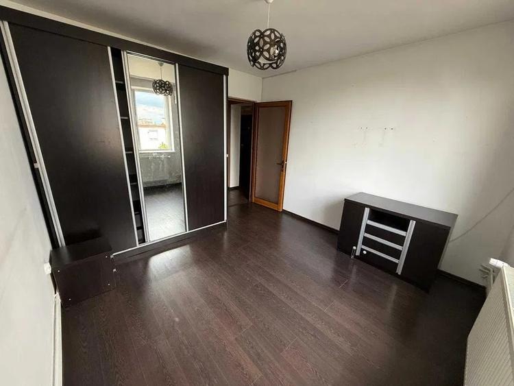 Apartament cu 3 camere decomandat în Ultracentral