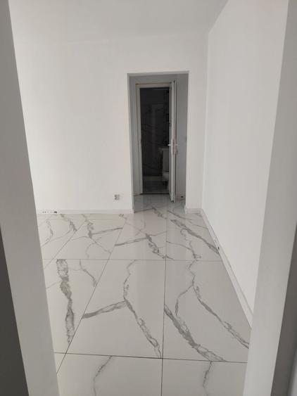 Apartament cu 2 camere semidecomandat în Micro 14