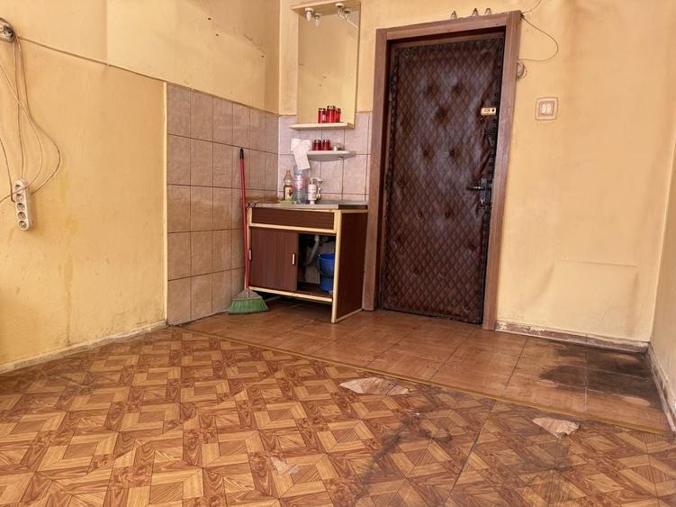 Garsonieră decomandată în Exterior Vest
