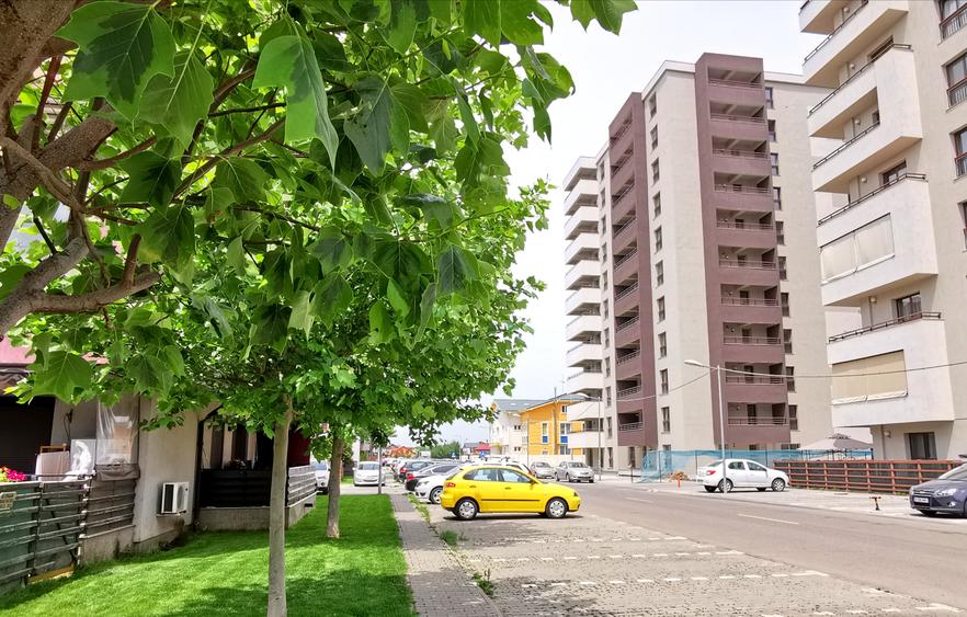 Apartament cu 2 camere semidecomandat, mobilat în Sud-Est
