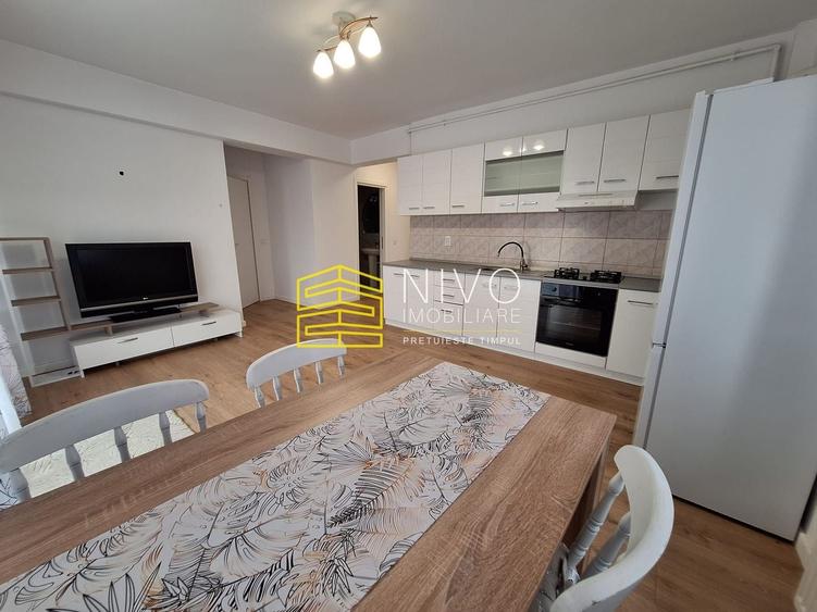 Apartament cu 3 camere decomandat, mobilat în Livezeni