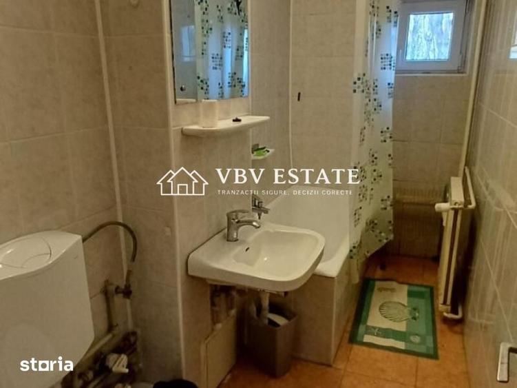 Garsonieră decomandată în Tei
