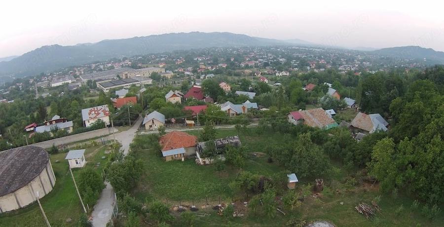 Casă cu 12 camere cu Teren 805 Mp în Breaza de Sus