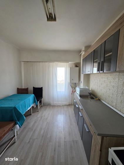 Apartament cu 3 camere decomandat în Orizont