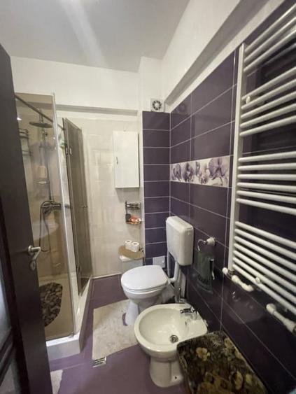 Apartament cu 3 camere decomandat, mobilat în Drumul Taberei