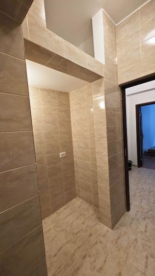 Apartament cu 3 camere decomandat în P-ța Romană