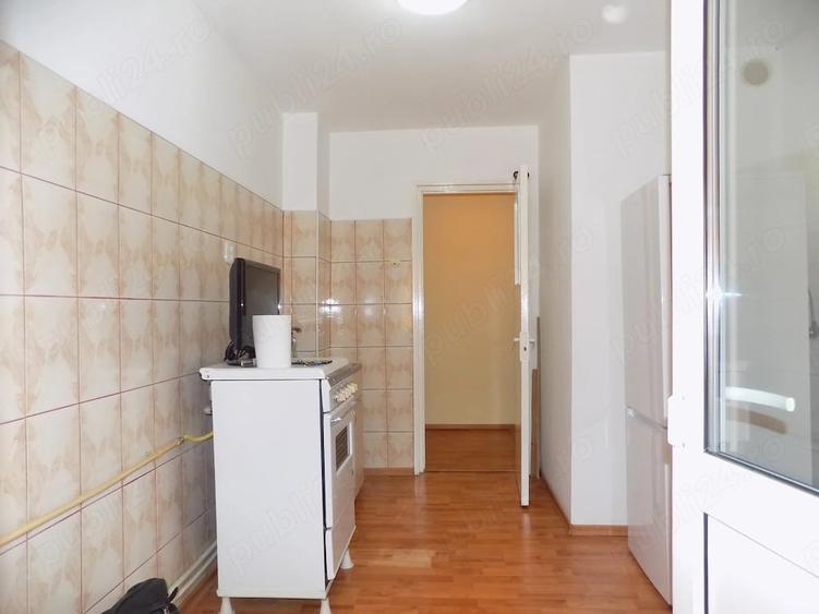 Apartament cu 2 camere semidecomandat în Obor