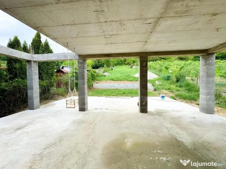 Casă cu 4 camere cu Teren 1500 Mp în Centura