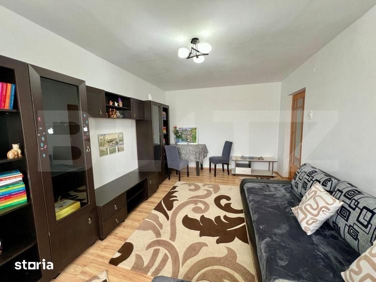 Apartament cu 2 camere decomandat în Rovine