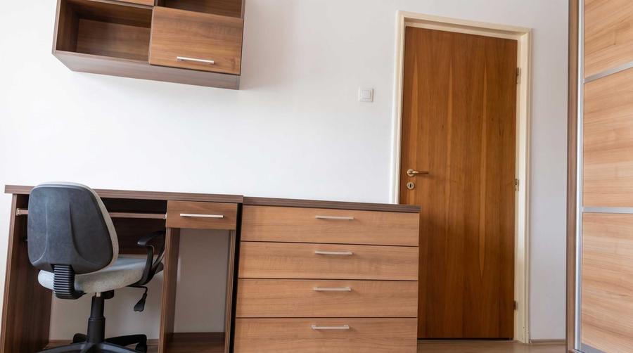 Apartament cu 3 camere decomandat în Lacul Morii
