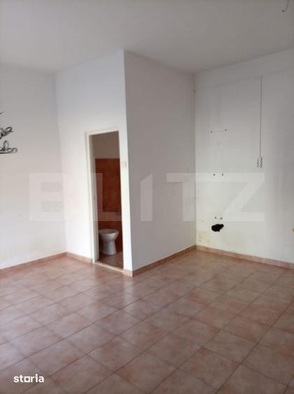 Spațiu comercial, de 25 mp, în Central