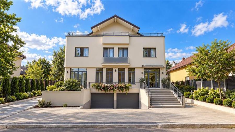 Spațiu comercial, de 684 mp, în Central