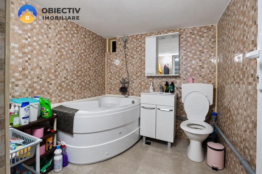 Casă individuală cu 5 camere cu Teren 312.39999389648 Mp în Gara Veche