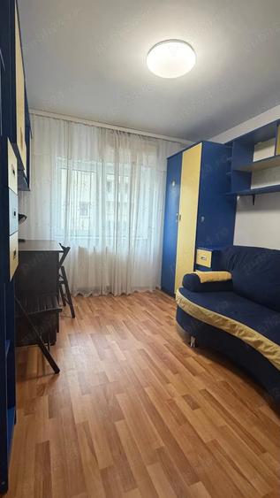 Apartament cu 3 camere decomandat în Obcini