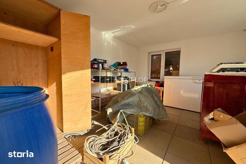 Casă cu 2 camere cu Teren 1518 Mp în Gălești