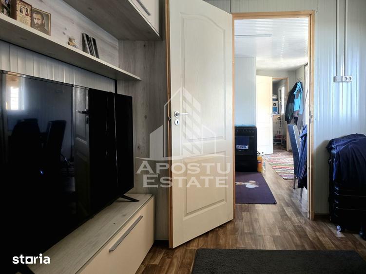 Casă cu 2 camere cu Teren 1700 Mp în Vladimirescu