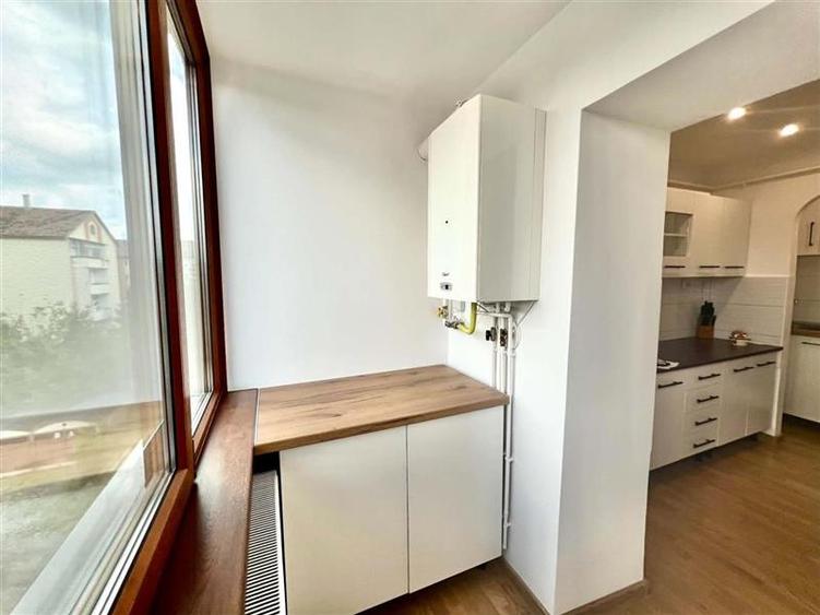 Apartament cu 2 camere decomandat, mobilat în Lenin