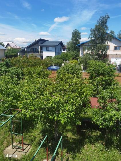 Casă cu 6 camere cu Teren 882 Mp în Bănești