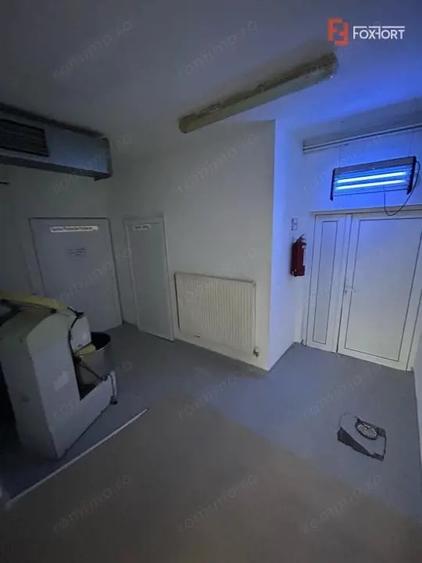 Spațiu comercial, de 502 mp, în Ronaț