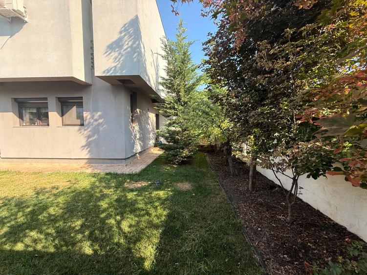 Casă individuală cu 4 camere cu Teren 500 Mp în Exterior Est