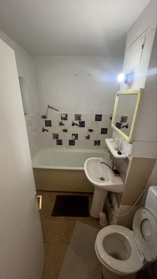 Apartament cu 2 camere decomandat în Aradului