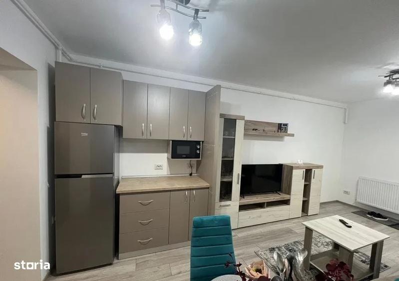 Apartament cu 2 camere în Apărătorii Patriei