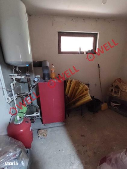 Casă cu Teren 2410 Mp în Dalnic