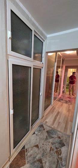 Apartament cu 3 camere decomandat, mobilat în Km 4-5
