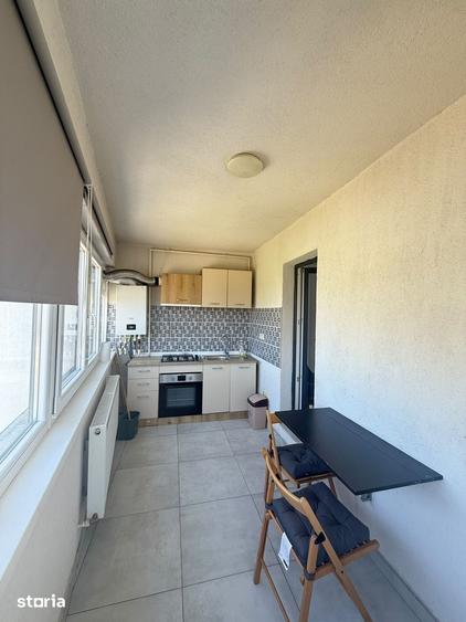 Apartament cu 2 camere decomandat în Roșu