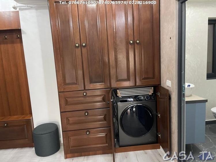 Apartament cu 2 camere semidecomandat, mobilat în Central