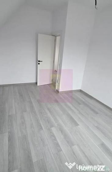 Casă cu 4 camere cu Teren 450 Mp în Brebu