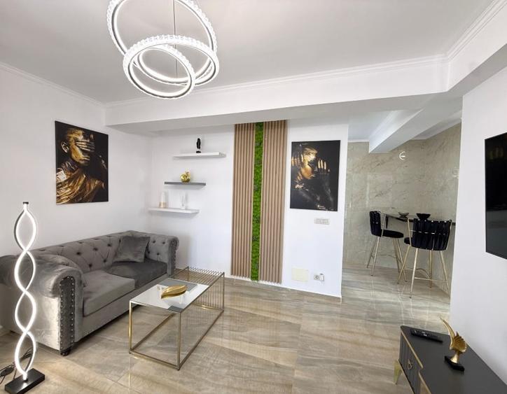 Apartament cu 2 camere decomandat în Sisești