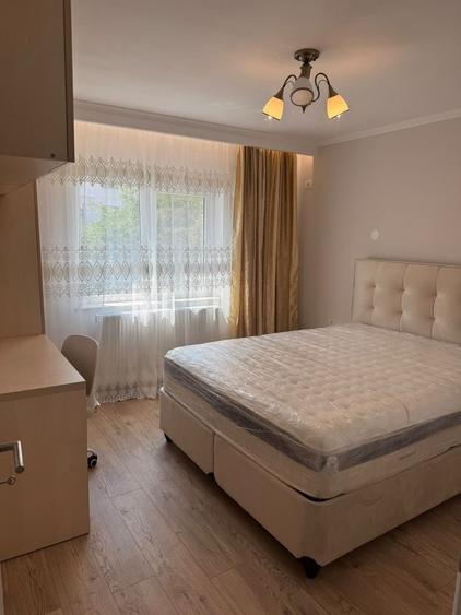Apartament cu 3 camere în Inel II