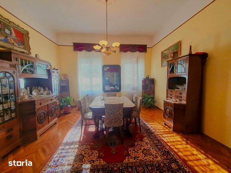 Apartament cu 4 camere în Ultracentral