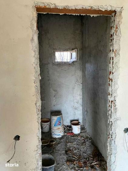 Casă cu 4 camere cu Teren 348 Mp în Tărtășești