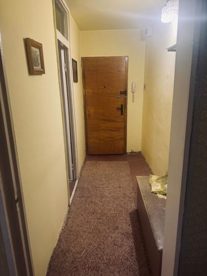 Apartament cu 2 camere semidecomandat în Aradului